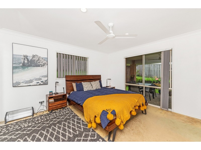 8 Krystle Court, Upper Coomera QLD 4209