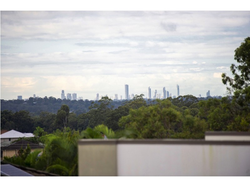 8 Krystle Court, Upper Coomera QLD 4209