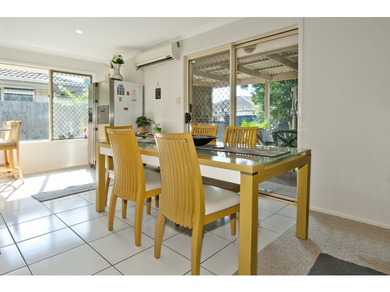 2/5 Moss Terrace, Pimpama QLD 4209