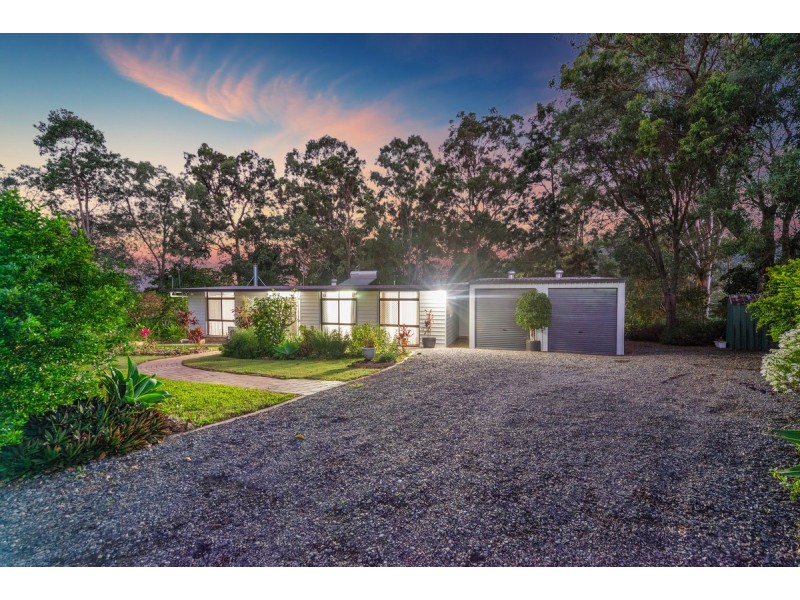 8 Redwood Street, Upper Coomera QLD 4209