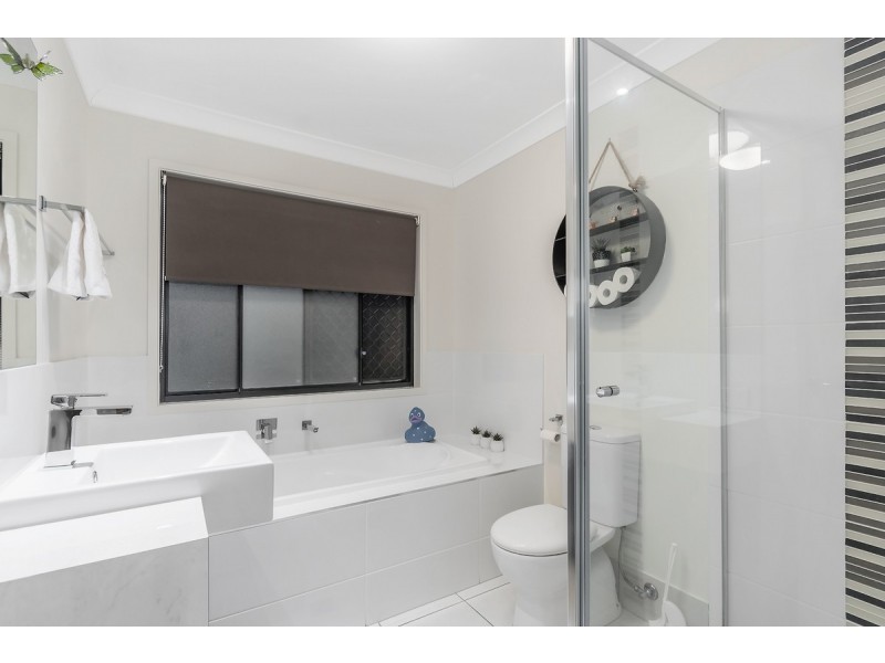 9 Gatina Crescent, Coomera QLD 4209