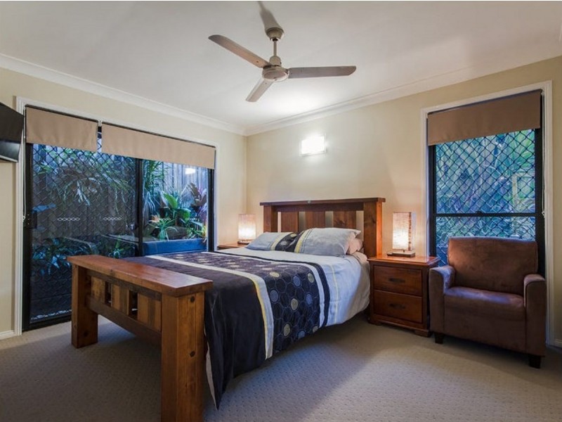 6 Rafter Place, Oxenford QLD 4210