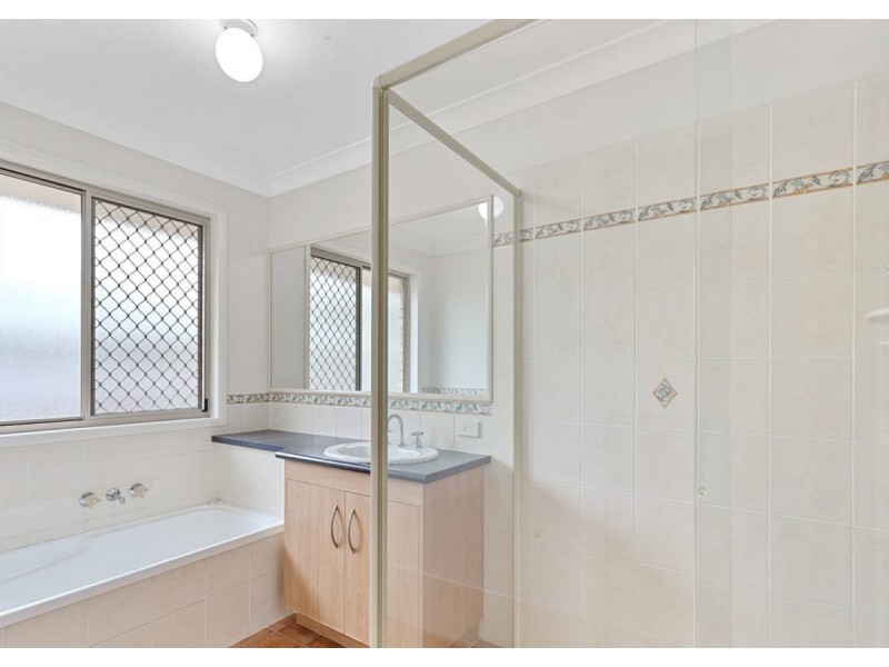 18 Butler Street, Wakerley QLD 4154