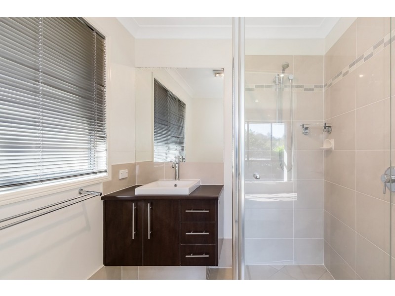 11 Seawind Road, Coomera Waters QLD 4209