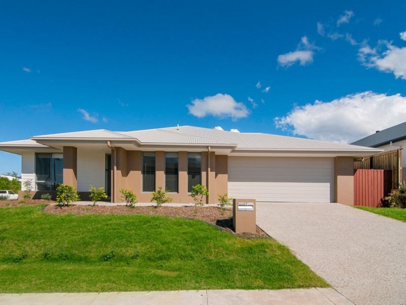 2/57 Baldwin Crescent, Pimpama QLD 4209