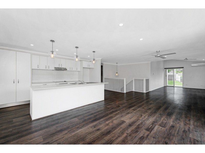 1 Brilliant Lane, Coomera Waters QLD 4209