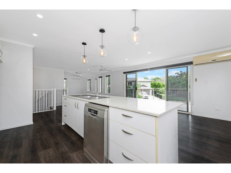 1 Brilliant Lane, Coomera Waters QLD 4209
