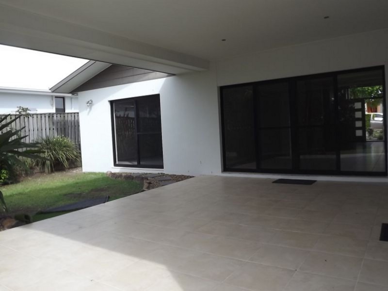 42 Ceil Circuit, Coomera Waters QLD 4209