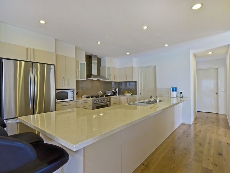 7 Benecia Avenue, Coomera Waters QLD 4209