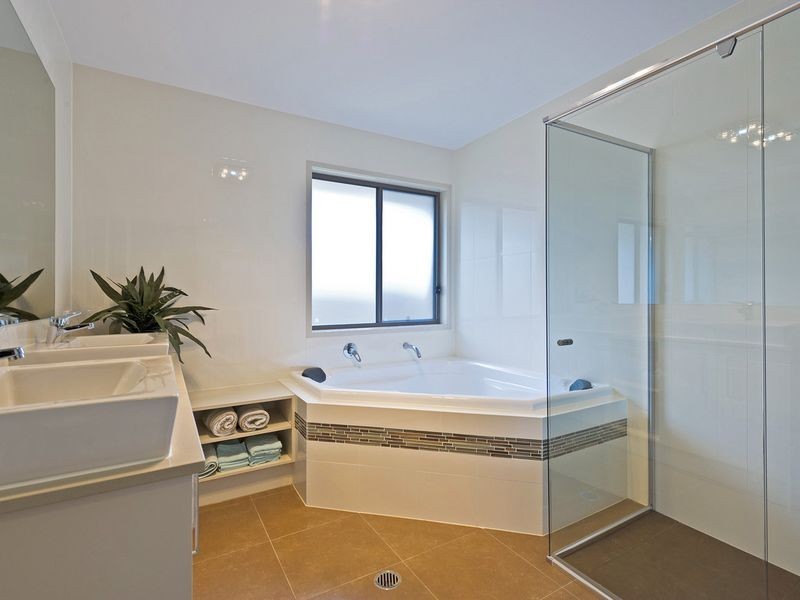 7 Benecia Avenue, Coomera Waters QLD 4209