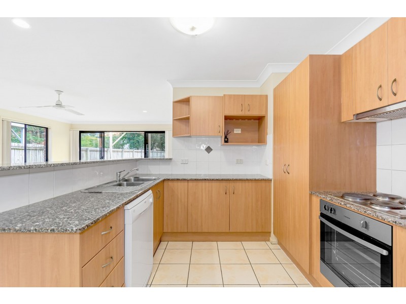 15 Lorenzo Drive, Coomera QLD 4209