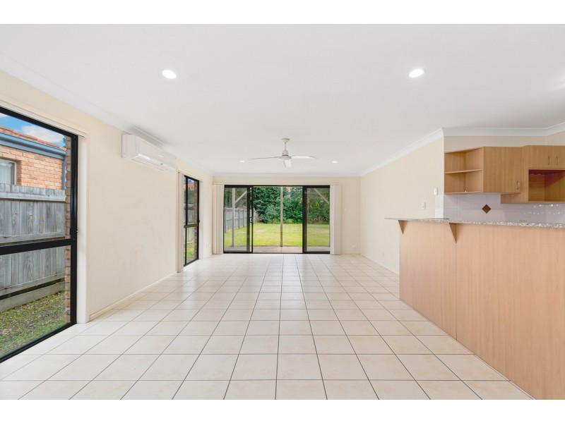 15 Lorenzo Drive, Coomera QLD 4209