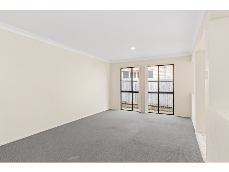 15 Lorenzo Drive, Coomera QLD 4209