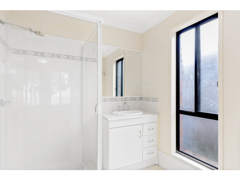 15 Lorenzo Drive, Coomera QLD 4209