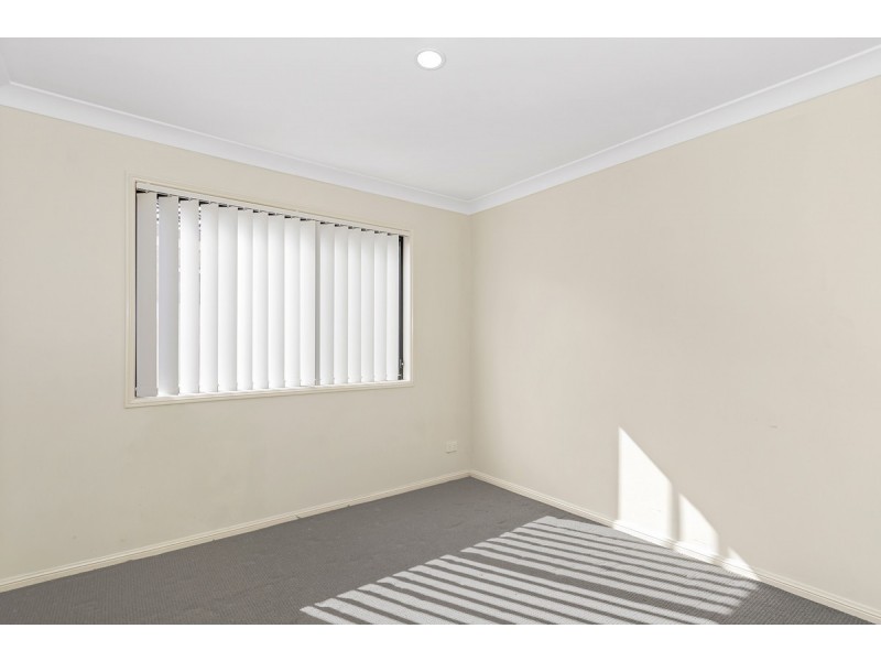 15 Lorenzo Drive, Coomera QLD 4209