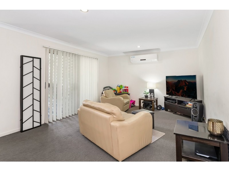 2 Tuxworth Place, Pimpama QLD 4209