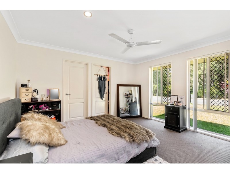 2 Tuxworth Place, Pimpama QLD 4209