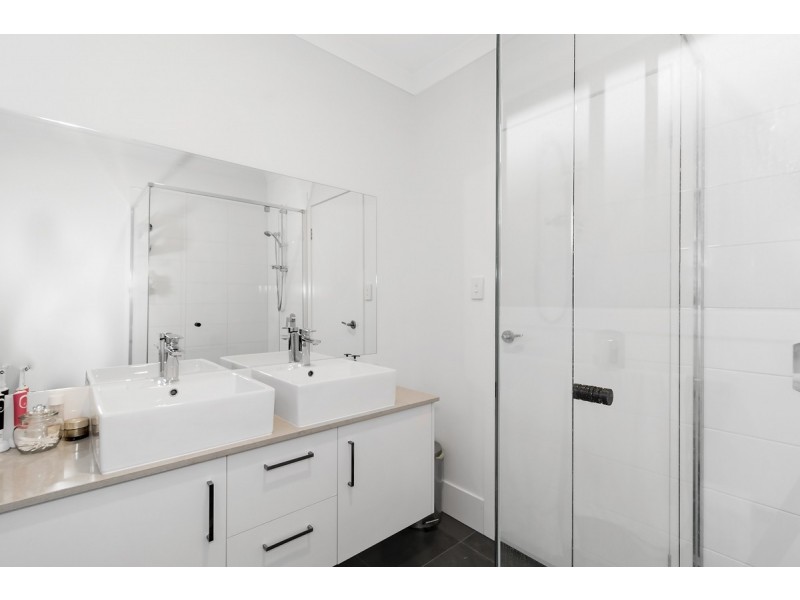 1 Cypress Circuit, Coomera QLD 4209