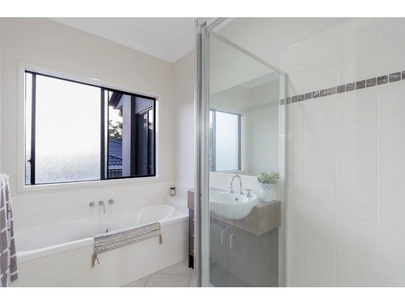 8 Murray Circuit, Upper Coomera QLD 4209