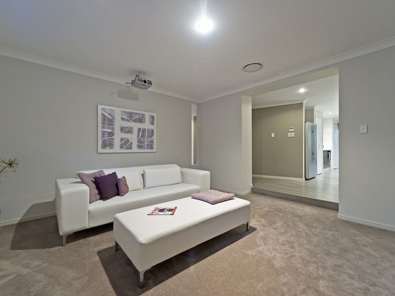 6 Solo Place, Coomera Waters QLD 4209