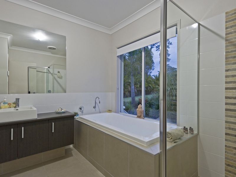 6 Solo Place, Coomera Waters QLD 4209