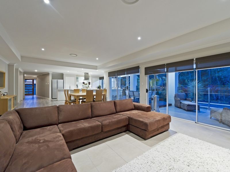 6 Solo Place, Coomera Waters QLD 4209