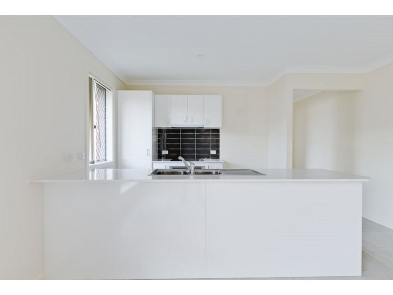 53 Bull Road, Pimpama QLD 4209