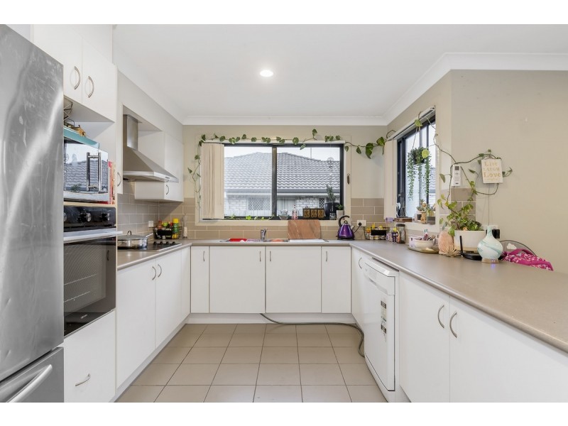 12 Pinegrove Street, Morayfield QLD 4506