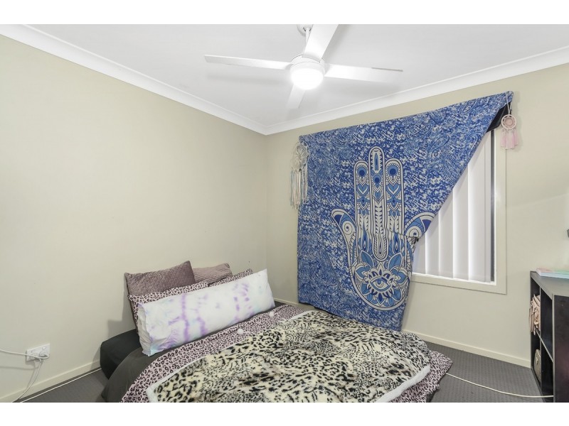 12 Pinegrove Street, Morayfield QLD 4506