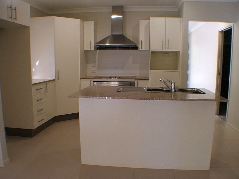 10 Wings Road, Upper Coomera QLD 4209