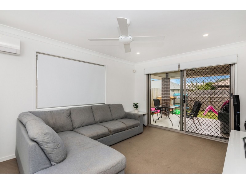 12 Cummings Circuit, Willow Vale QLD 4209