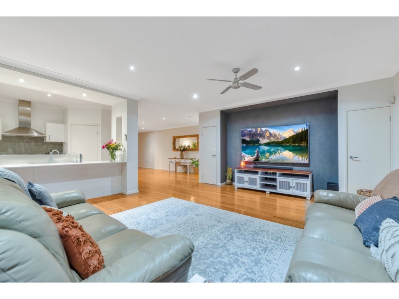 17 Dayflower Street, Upper Coomera QLD 4209