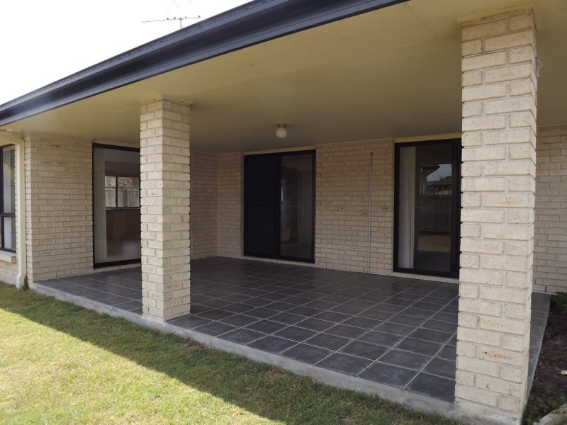69 Halfway Drive, Ormeau QLD 4208