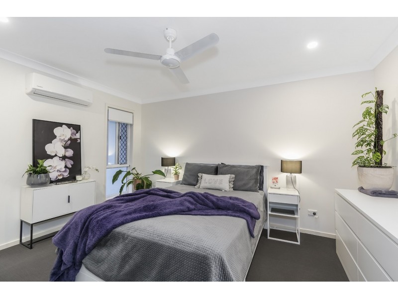 10 Stairway Street, Coomera QLD 4209