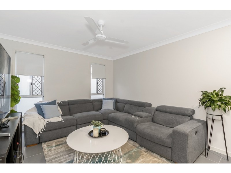 10 Stairway Street, Coomera QLD 4209