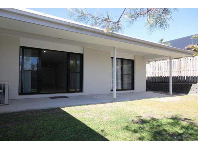 1/19 Conestoga Way, Upper Coomera QLD 4209