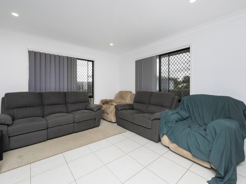 58 Hanover Drive, Pimpama QLD 4209