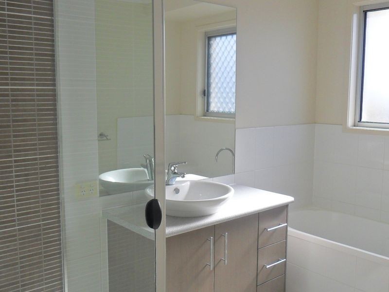 15 Slipstream Road, Coomera Waters QLD 4209