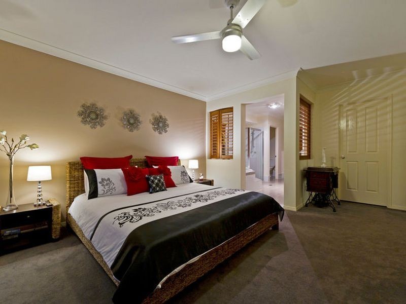 2 Slipstream Road, Coomera Waters QLD 4209