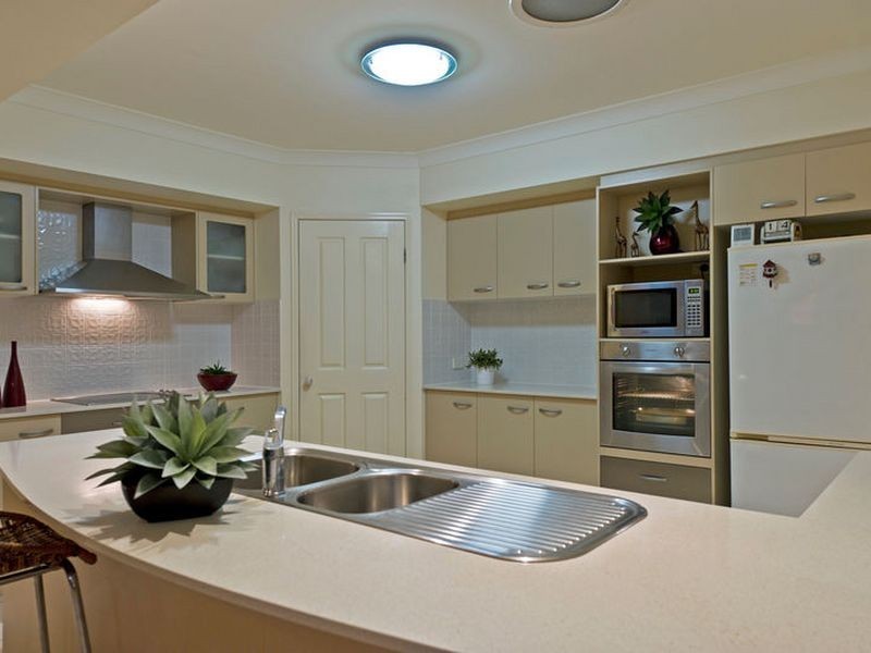 2 Slipstream Road, Coomera Waters QLD 4209