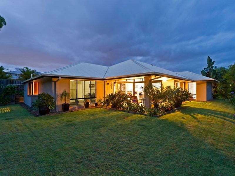 2 Slipstream Road, Coomera Waters QLD 4209