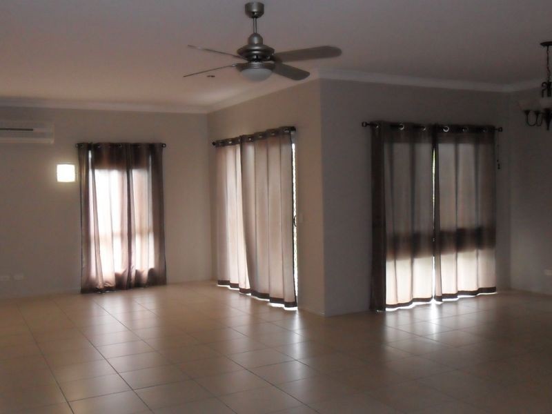 44 Kingsford Drive, Upper Coomera QLD 4209