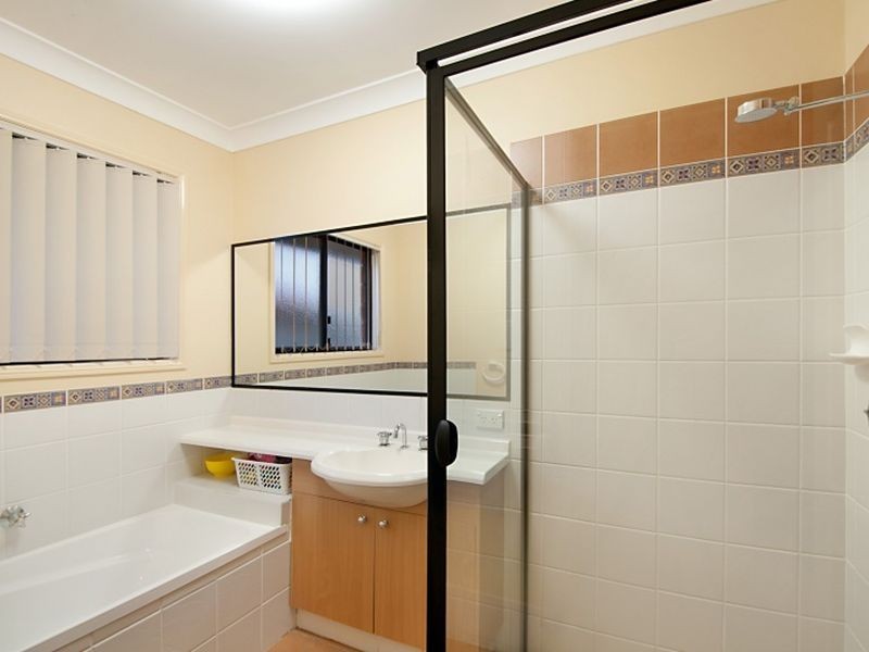 8 St Stephens Drive, Upper Coomera QLD 4209