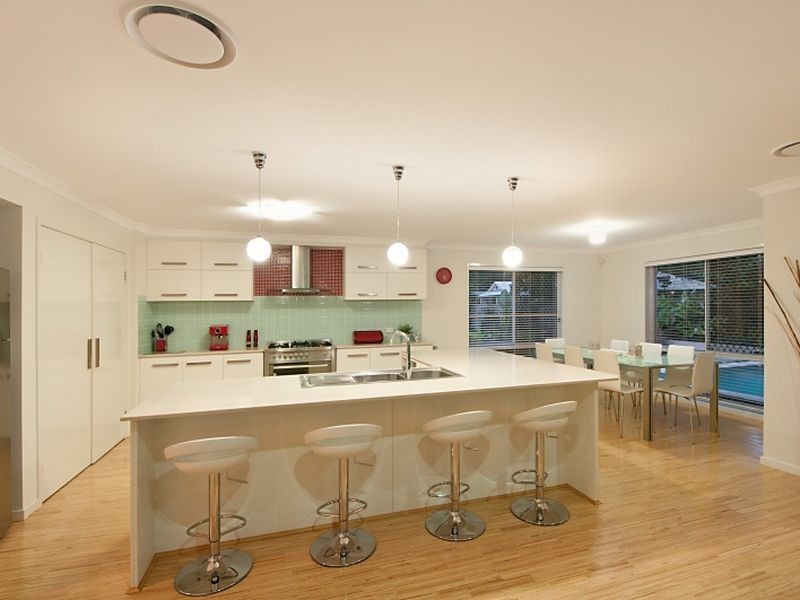 10 Mountain View Crest, Mount Nathan QLD 4211