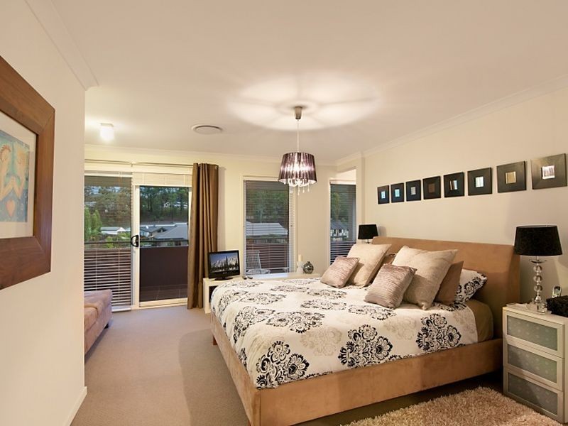 10 Mountain View Crest, Mount Nathan QLD 4211