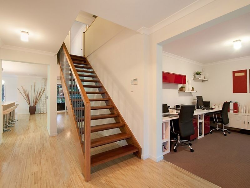 10 Mountain View Crest, Mount Nathan QLD 4211