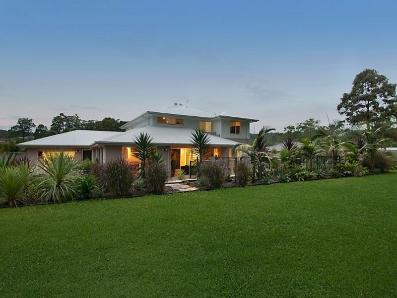 10 Mountain View Crest, Mount Nathan QLD 4211