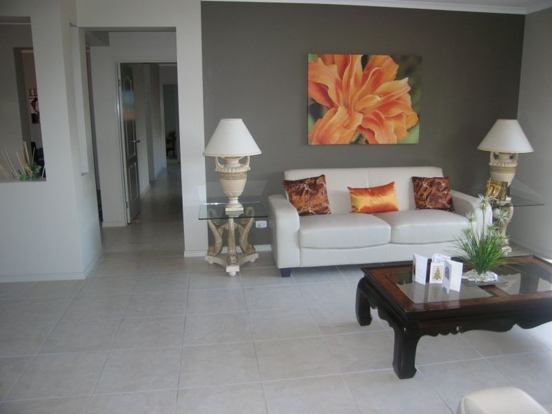 27 Treeline Circuit, Upper Coomera QLD 4209