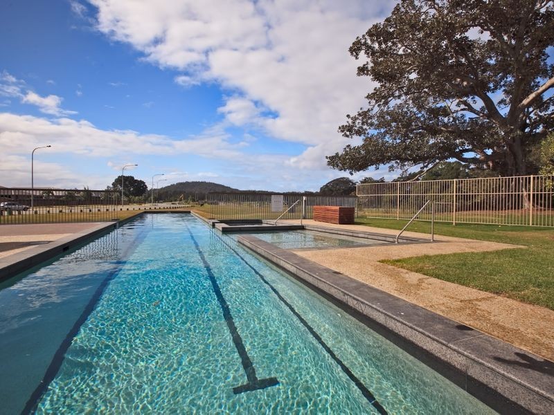 16 Captain Hope Avenue, Upper Coomera QLD 4209