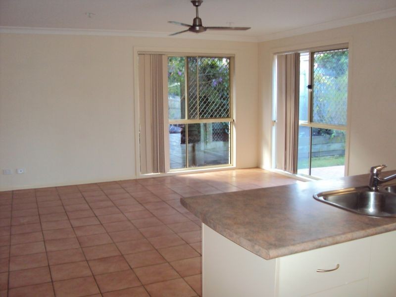 27 Glentree Avenue, Upper Coomera QLD 4209